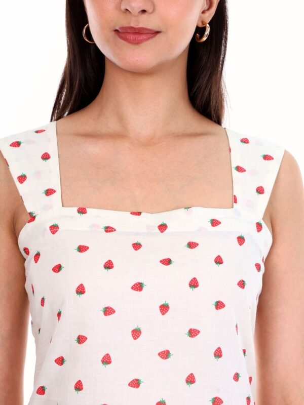 Berry image 4